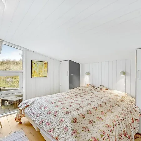 2 Bedroom Cozy In Hvide Sande 別荘